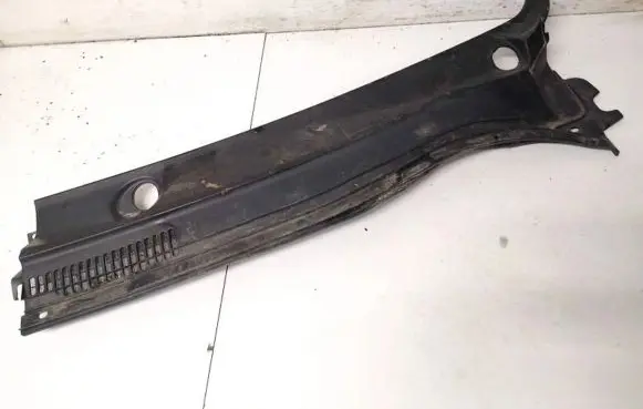 Toyota Avensis T250 Wiper trim 5578205030 55782-05030