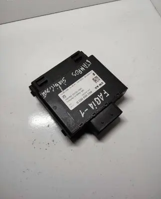 Skoda Fabia Mk2 (5J) Voltage converter/converter module 8K0959663B 8K0959663 111004108