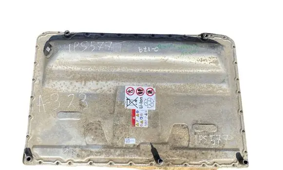 Audi A3 8Y Hybrid / electric car battery 5WA915588D 3Q0804841E 3Q0804842K