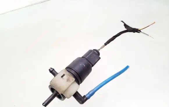 Mercedes-Benz B W245 Windscreen/windshield washer pump