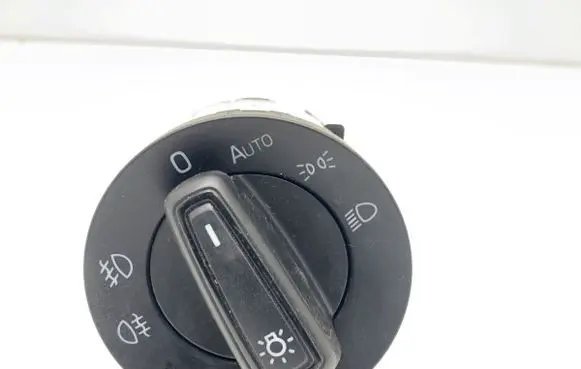 Skoda Fabia Mk3 (NJ) Other switches/knobs/shifts 5E0941431D