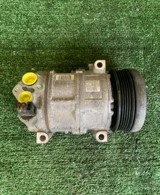 Fiat Grande Punto Air conditioning (A/C) compressor (pump) 55194880 4471902152