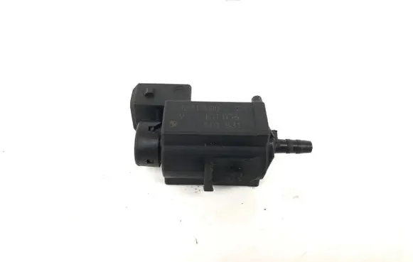 BMW 7 F01 F02 F03 F04 Turbo solenoid valve 70231800 10T036 7810831