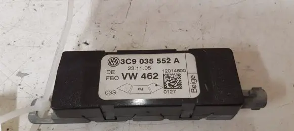 Volkswagen PASSAT B6 Antenna control unit 3C9035552A 12014600