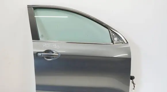 Nissan Qashqai Front door J11240626DPP