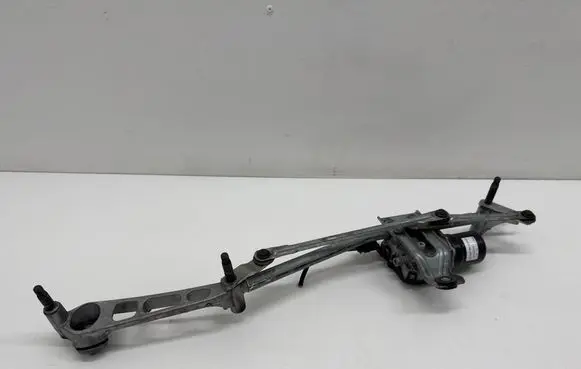 Mercedes-Benz EQA Front wiper linkage and motor A2478201503 W000076009