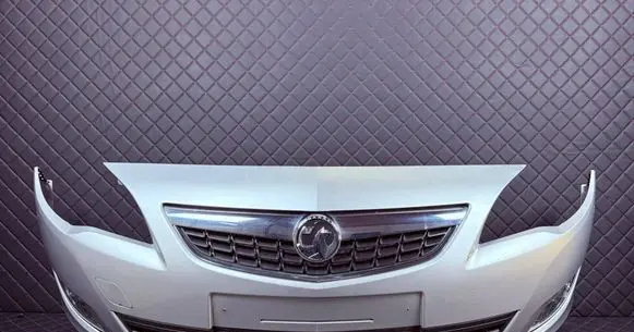 Opel Astra J Front bumper 