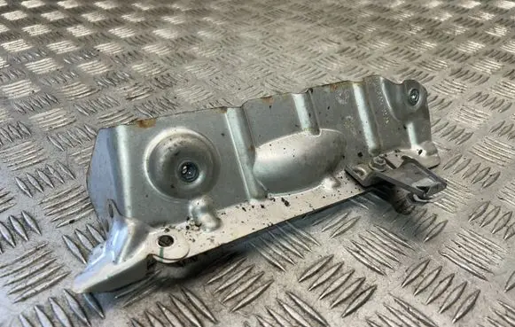 BMW 2 F45 Heat shield in engine bay 8604702
