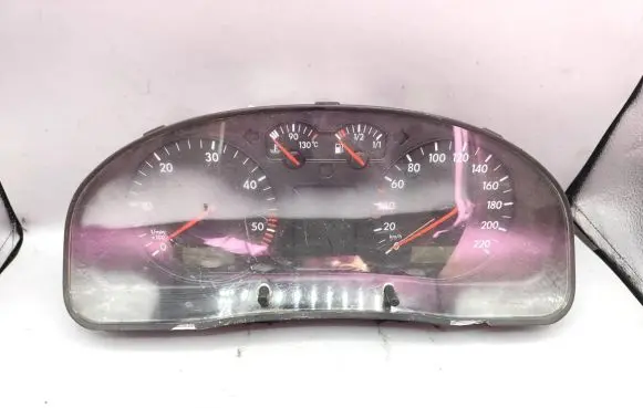Volkswagen PASSAT B5 Speedometer (instrument cluster) 3B0919861J 110008793023