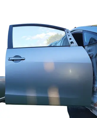 Mitsubishi Grandis Front door