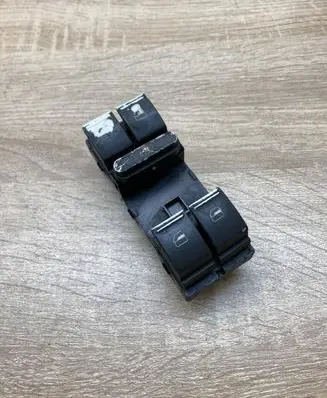 Volkswagen PASSAT B6 Electric window control switch 1K4959857