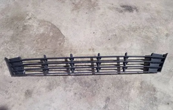 Ford Grand C-MAX Front bumper lower grill F1CB17K945A