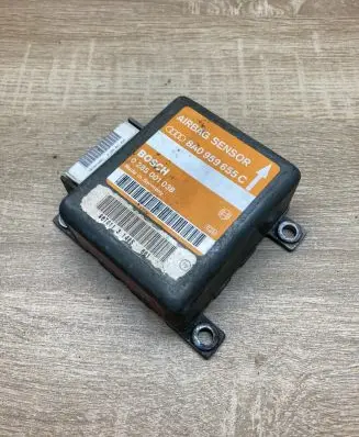Audi A4 S4 B5 8D Airbag control unit/module 8A0959655C 0285001038