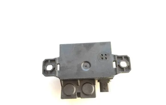 Mercedes-Benz E W212 Charging relay A0009822023 1110029