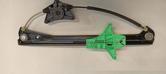 Volkswagen Tiguan Rear door window regulator with motor 5NA839461C