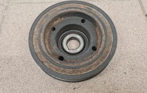 Subaru Legacy Crankshaft pulley