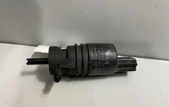 BMW X5 E70 Windscreen/windshield washer pump 6934160