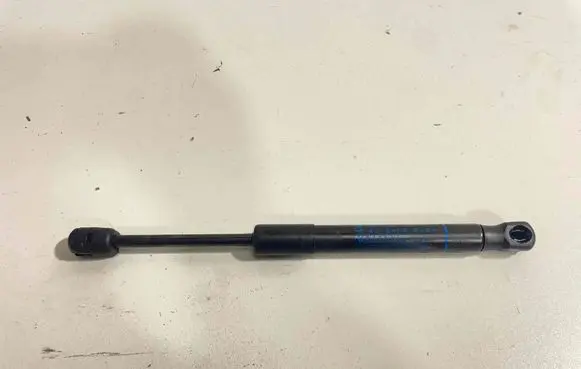 BMW X6 G06 Front bonnet/hood damper/strut 7418188