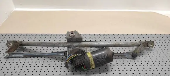 Audi A4 S4 B5 8D Front wiper linkage and motor 3397020390 0390241117 8D1955113