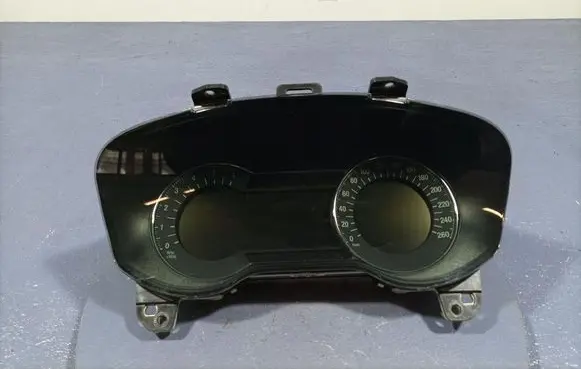 Ford Mondeo MK I Speedometer (instrument cluster) GS7T10849BLD