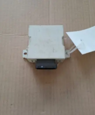 Toyota Avensis T250 Window control relay 150696