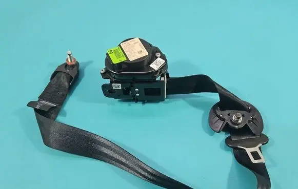 KIA Optima Front seatbelt 88810D4110 IMPRK1574107