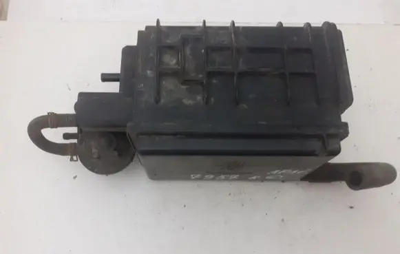 Active carbon filter fuel vapour canister