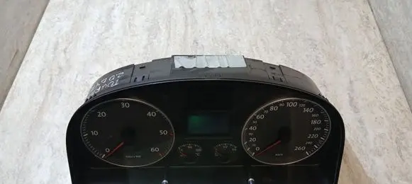 Volkswagen Touran I Speedometer (instrument cluster) 1T0920860G