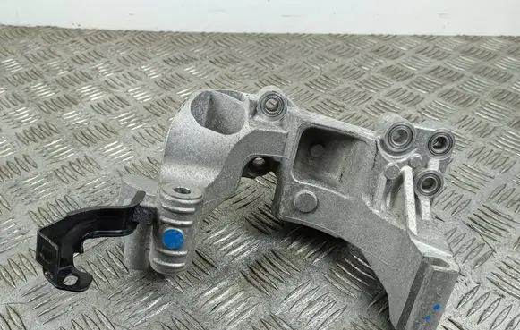 Generator/alternator bracket