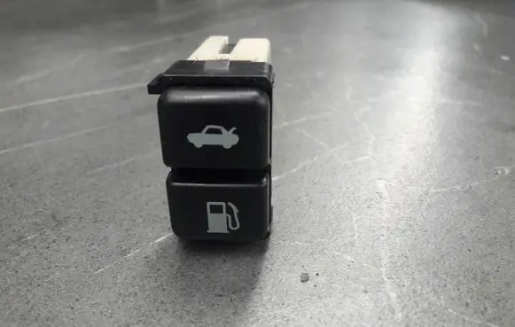 Lexus IS 220D-250-350 Fog light switch 