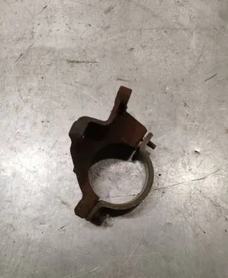 Ford Fiesta Driveshaft support bearing bracket 