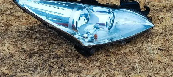 Peugeot 5008 Headlight/headlamp 9682519080 89903105 1271280