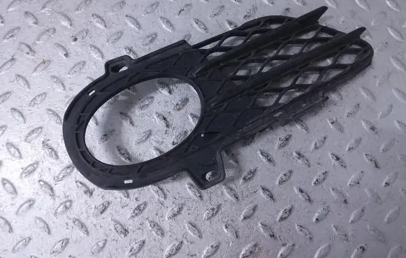 Mercedes-Benz CL C215 Front bumper lower grill A2158851422 2158851422