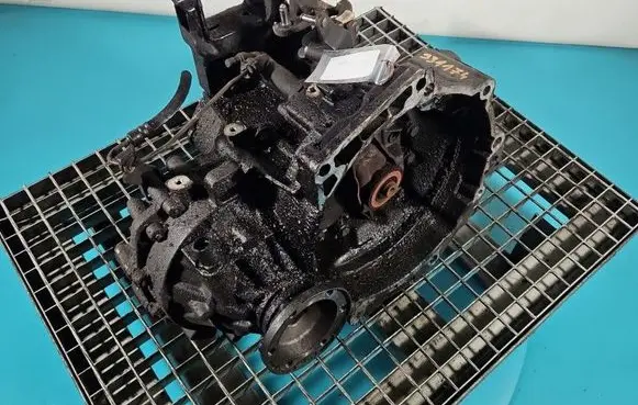 Volkswagen Polo IV 9N3 Manual 5 speed gearbox GGU IMPRK1543652