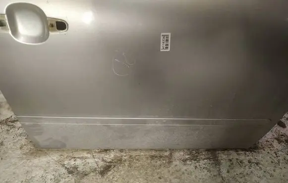 Toyota Avensis Verso Front door trim (molding) 