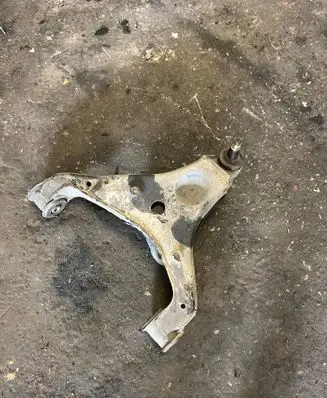 Mercedes-Benz Sprinter W906 Front lower control arm/wishbone