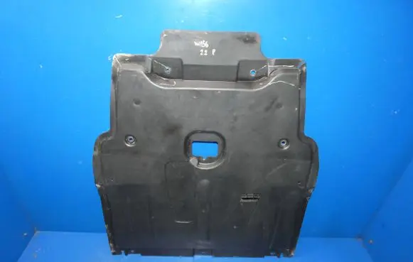 Mercedes-Benz GLA W156 X156 Engine splash shield/under tray 