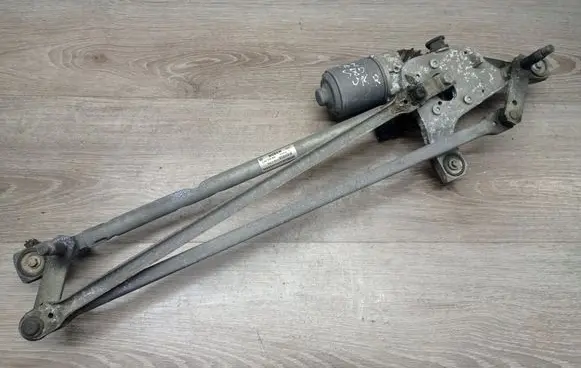 Front wiper linkage