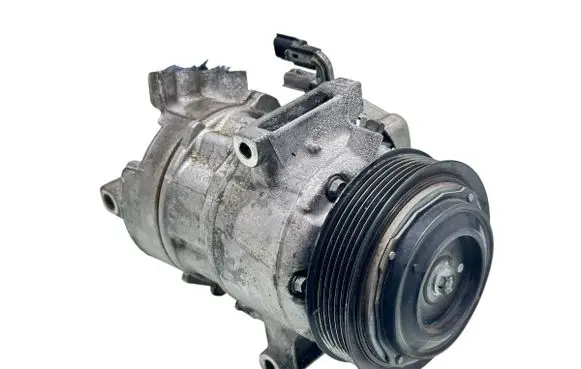 Nissan Rogue Air conditioning (A/C) compressor (pump) 926006RA0B