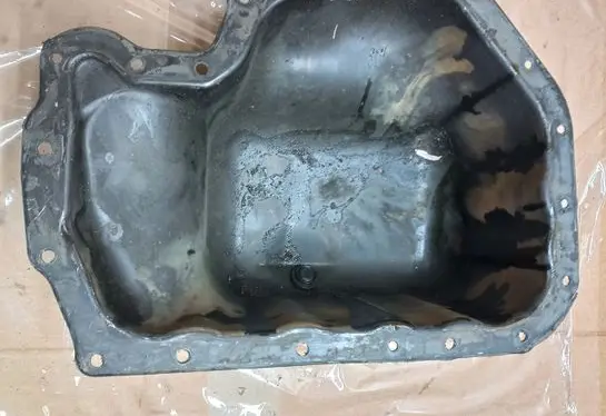 Skoda Roomster (5J) Oil sump 