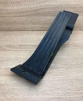 BMW 3 E90 E91 Accelerator throttle pedal 6772646 25916010