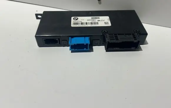 BMW 5 F10 F11 Gateway control module 9284421 122522