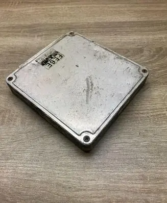 Mazda 626 Engine control unit/module ECU FE6E18881E FE6E
