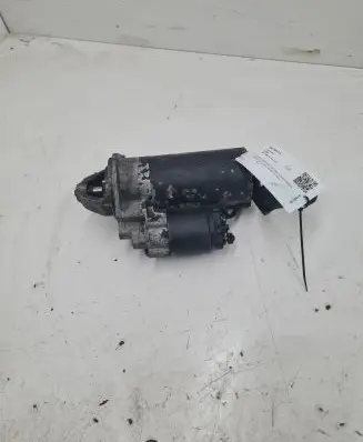 Opel Zafira A Starter motor 2339303220720