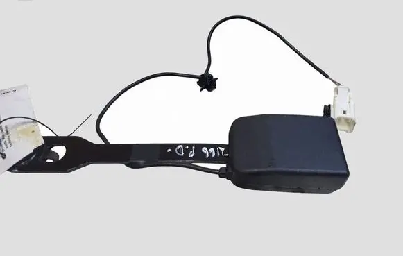Citroen C4 I Front seatbelt buckle