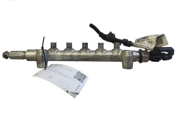 Opel Astra J Fuel main line pipe 55571602