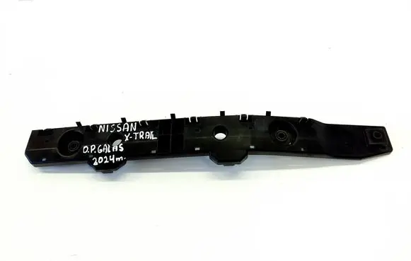 Rear bumper mounting bracket