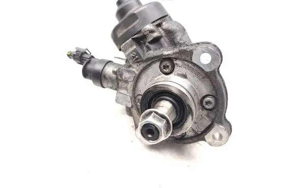 Hyundai i40 Fuel injection high pressure pump 331002A600 0445010596