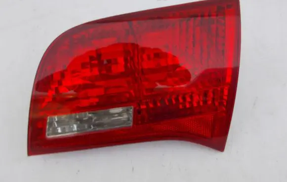 Audi A6 S6 C6 4F Tailgate rear/tail lights 4F9946094B
