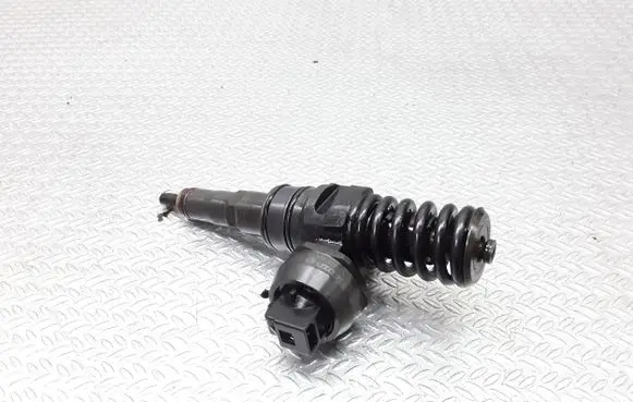 Volkswagen Sharan Fuel injector 038130073AK
